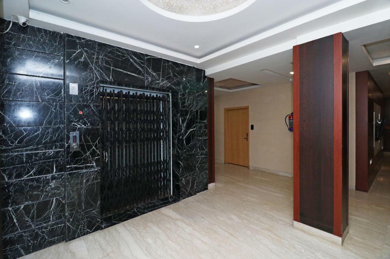 Oyo 5843 Hotel Yash Inn Mirzāpur Exterior foto